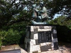 横浜にあるという「赤い靴像」とは、どないちゃうんかいなぁ?