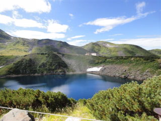 みくりが池から立山を望む!