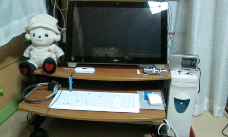 見えないものを見えるようにする道具でおます。パソコン・録音機・ケイタイ電話などでんなぁ!